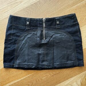 Tommy Hilfiger Black Mini Skirt with Front Zipper